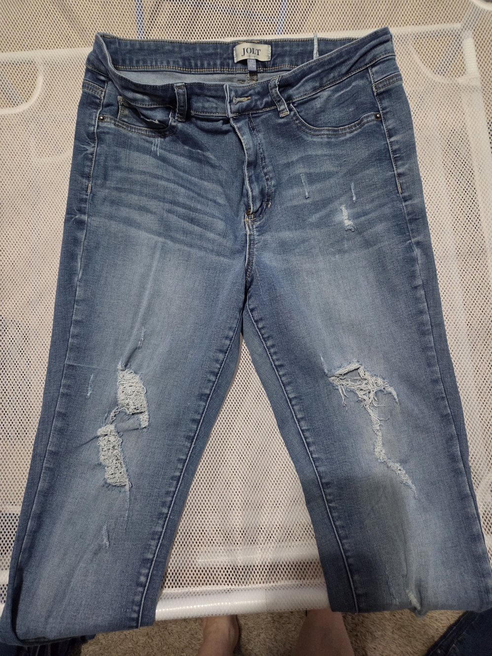 Jolt Distressed Cropped Jeans in Medium Blue Wash